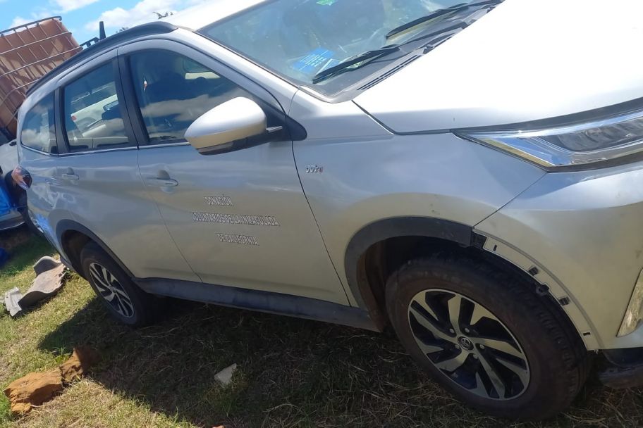 VAGONETA TOYOTA RUSH MODELO 2023 PLACA 6251FIX