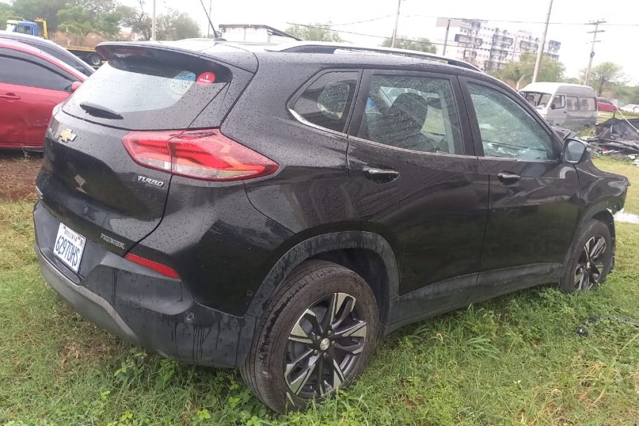 VAGONETA CHEVROLET CAPTIVA MODELO 2023 PLACA 6250APX