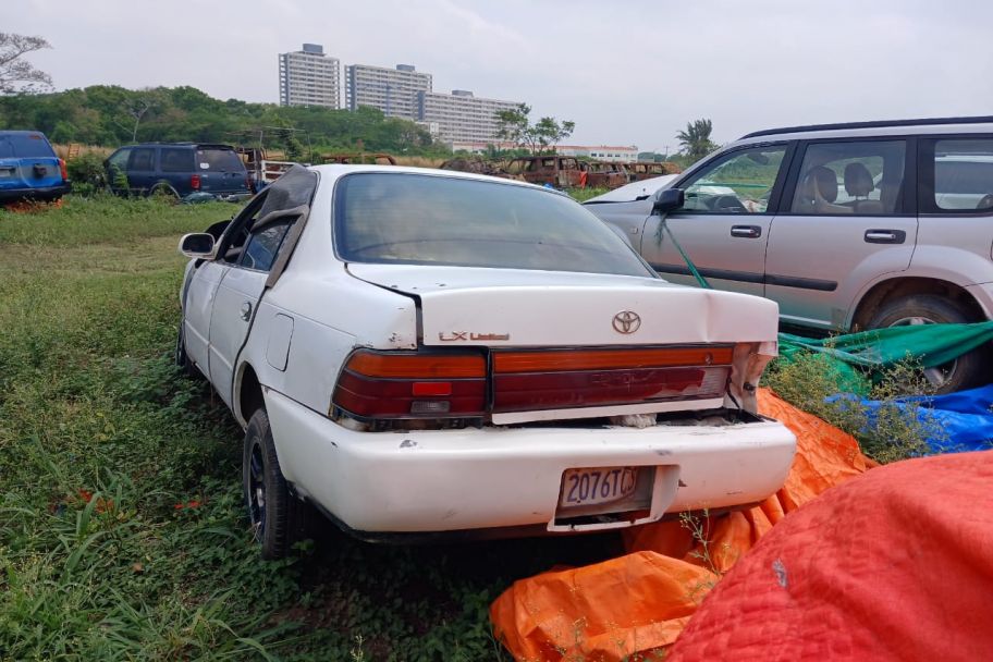 AUTOMOVIL TOYOTA COROLLA LX LIMITED MODELO 1992 PLACA 2076TCS