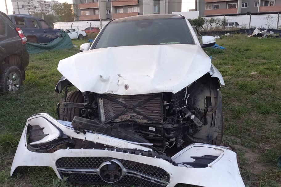 VAGONETA MERCEDES BENZ GLE 450 PLACA 6456KKI 