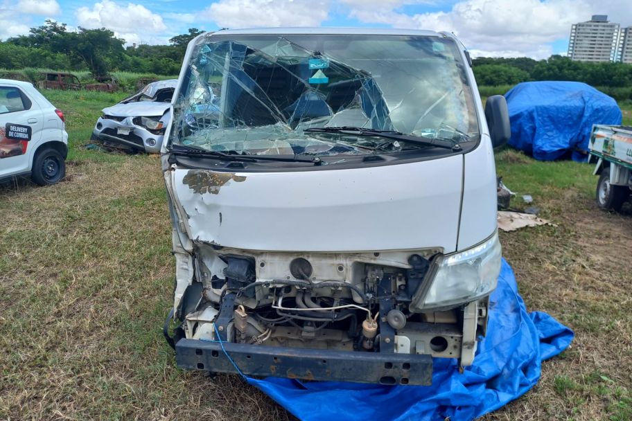 FURGON NISSAN URVAN DX MODELO 2015 PLACA 3793GGX